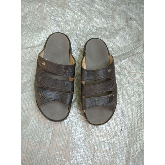 Sandals Men\'s Black Adjustable Straps